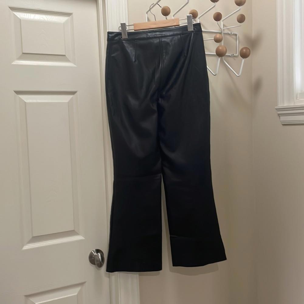 Aritzia - Wilfred - Wide Legged High Rise  'Leather' Pants - Black - Size 8 - Picture 8 of 10
